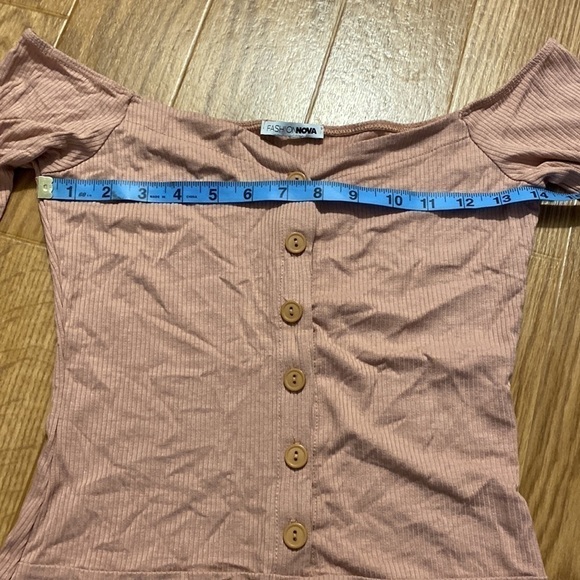 FASHION Nova Women’s  Dusty Rose Bodysuit ( Size Small) - Picture 5 of 6